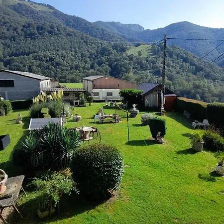 イン Ferme Arboucau *